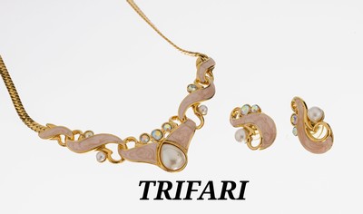 Image TRIFARI Modeschmuckset, USA um 1950er Jahre, Metall verg., sign., best. aus: Collier, ...