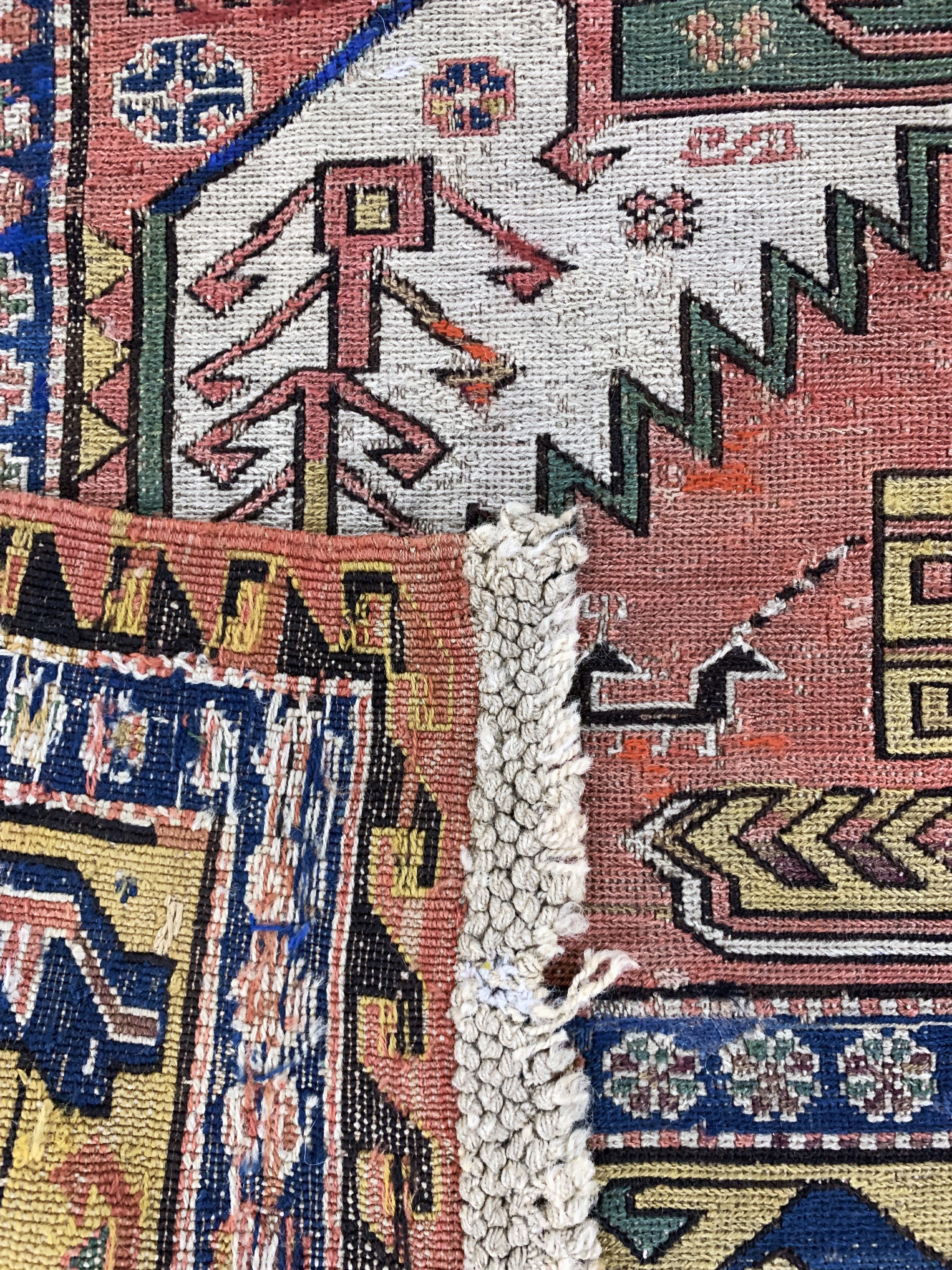 Detail j: Antiker Sumakh, Kaukasus, 19.Jhd, Wolle aufWolle, ca. 315 x 203 cm, EHZ: 2, (kleine restaurierungen)