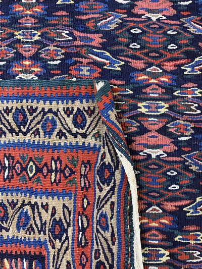 27045598f - Antike Senneh Kelim fein, Persien, 19.Jhd, Wolle auf Baumwolle, ca. 215 x 140 cm, EHZ: ...