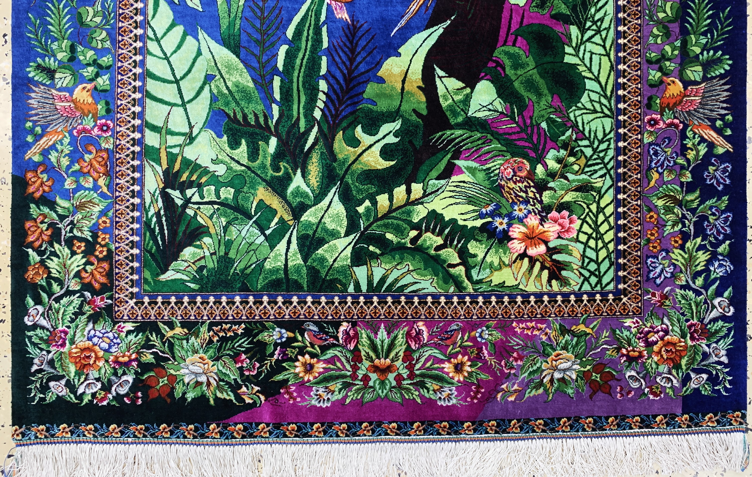 Detail b: Ghom Seide fein signiert, Persien, ca. 20 Jahre, reine Naturseide, ca. 153 x 103 cm, ca.1,0 Mio. Kn/qm, (Sehr guter Zustand)