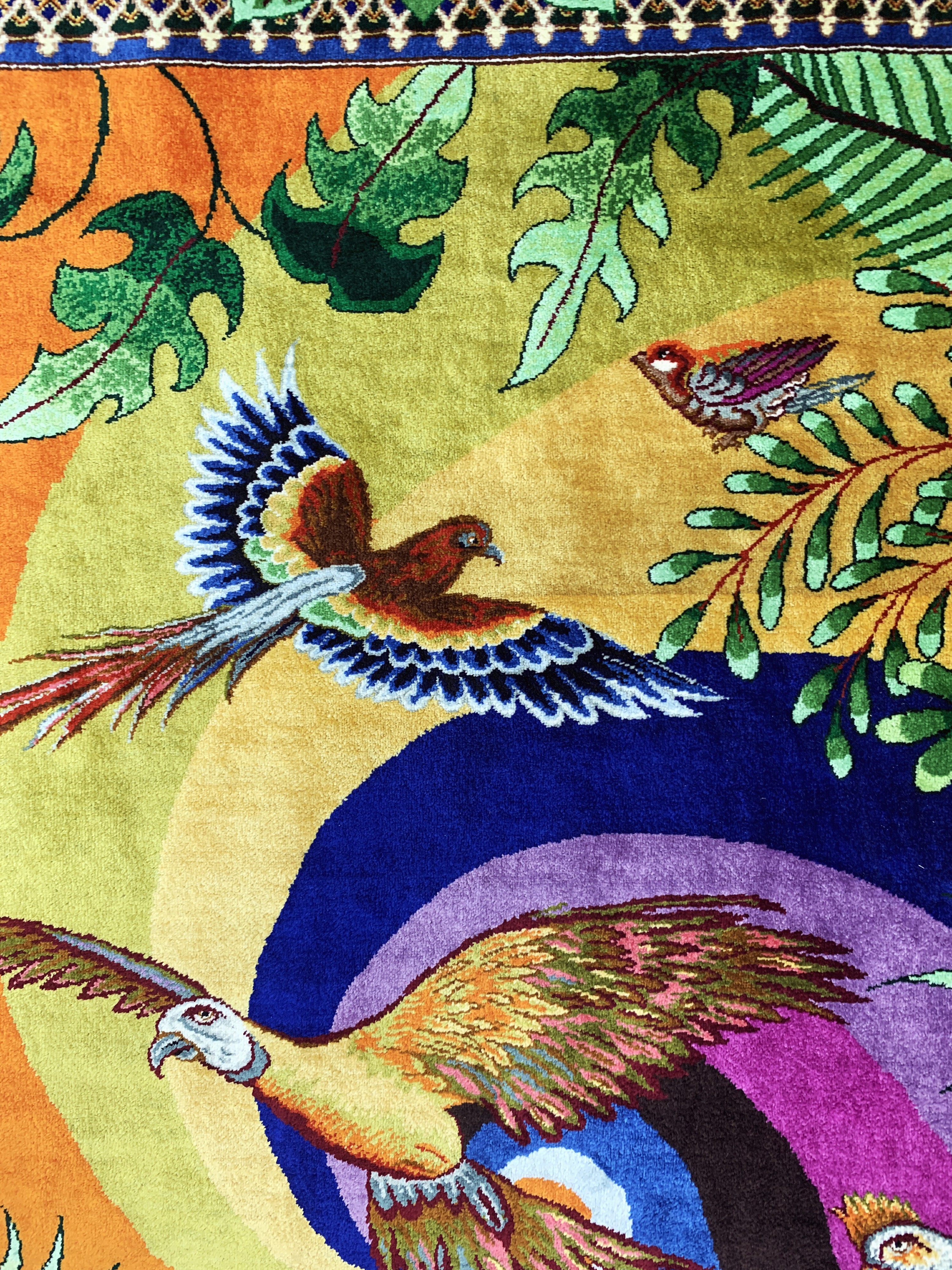Detail d: Ghom Seide fein signiert, Persien, ca. 20 Jahre, reine Naturseide, ca. 153 x 103 cm, ca.1,0 Mio. Kn/qm, (Sehr guter Zustand)