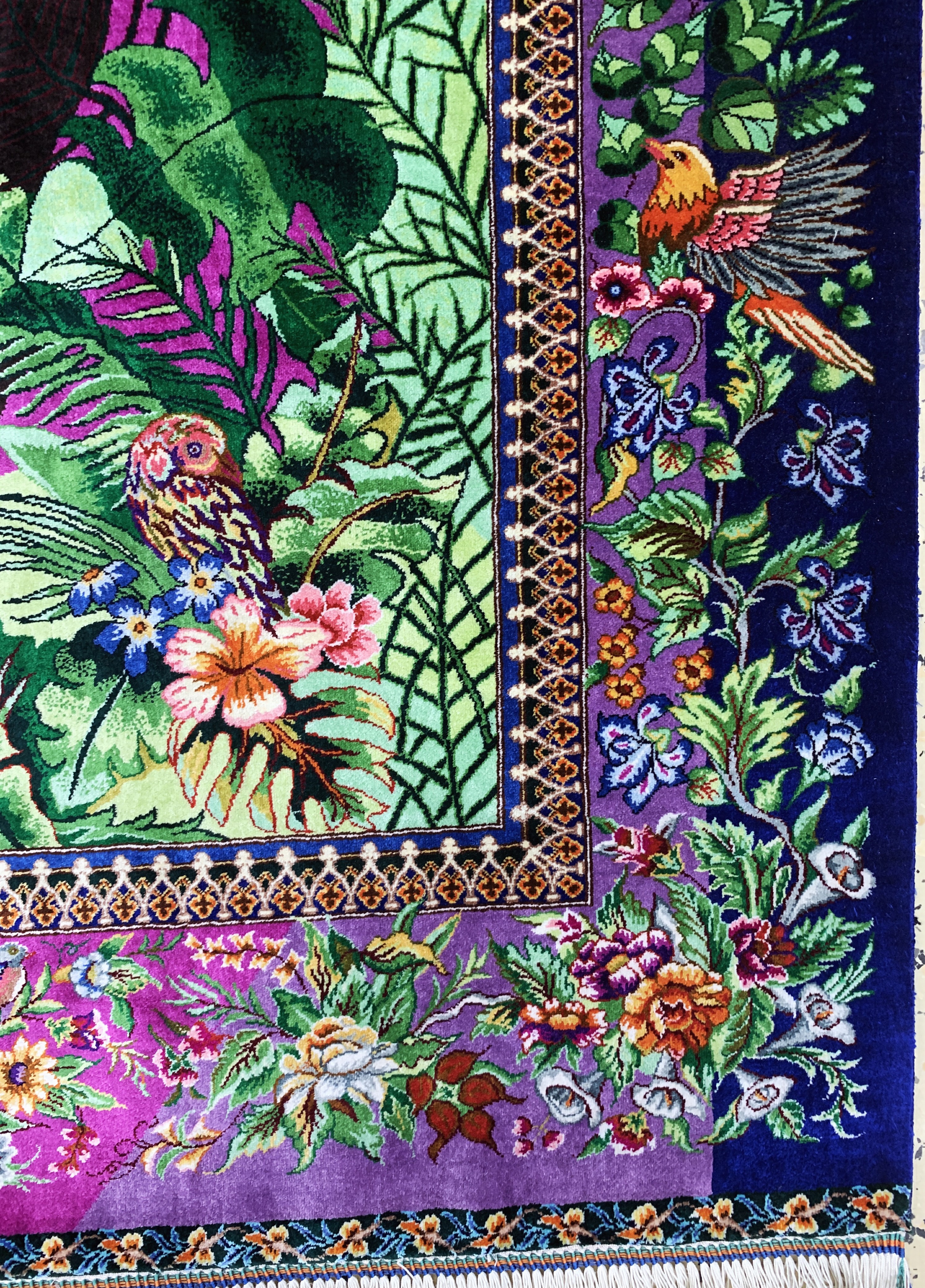 Detail i: Ghom Seide fein signiert, Persien, ca. 20 Jahre, reine Naturseide, ca. 153 x 103 cm, ca.1,0 Mio. Kn/qm, (Sehr guter Zustand)