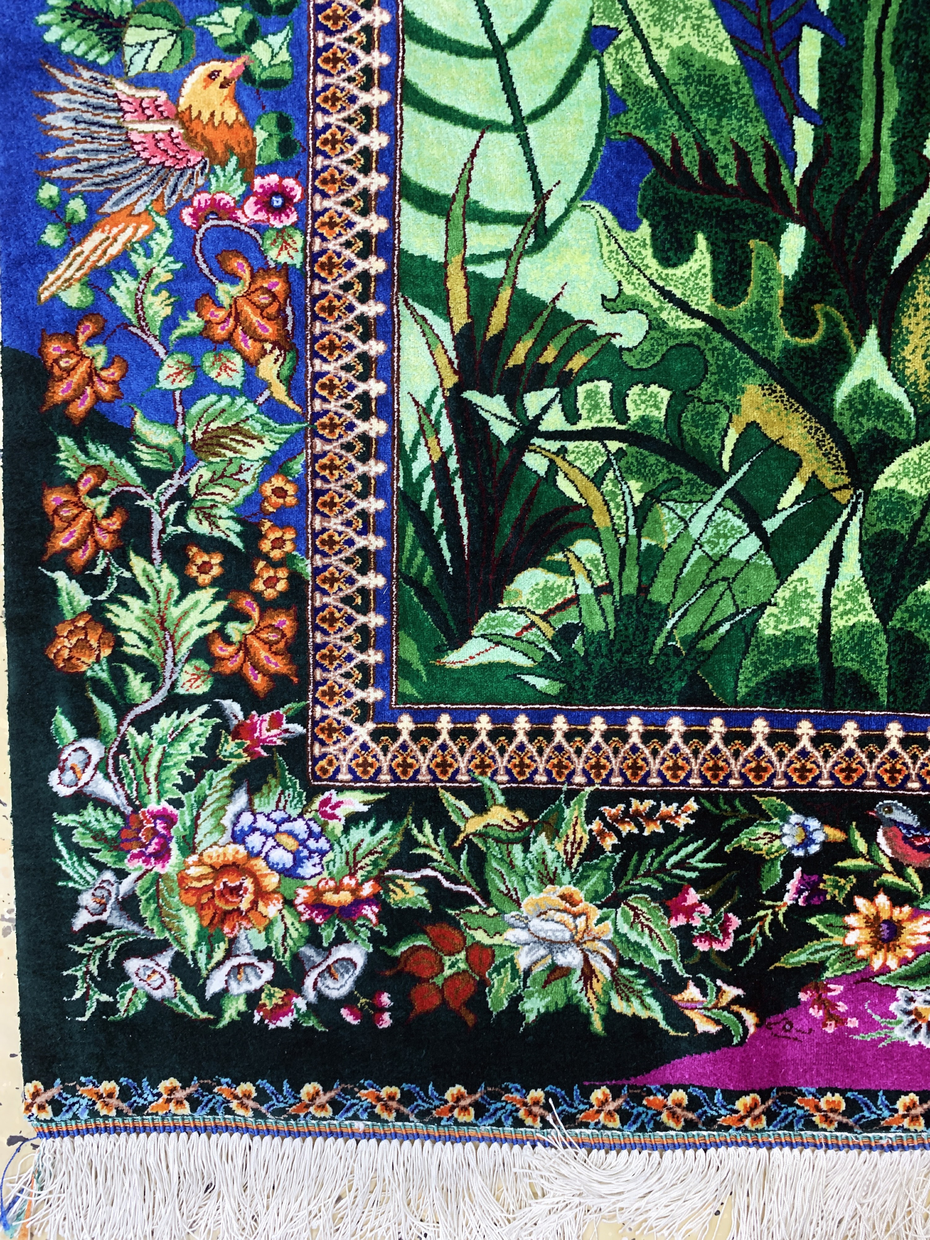 Detail j: Ghom Seide fein signiert, Persien, ca. 20 Jahre, reine Naturseide, ca. 153 x 103 cm, ca.1,0 Mio. Kn/qm, (Sehr guter Zustand)