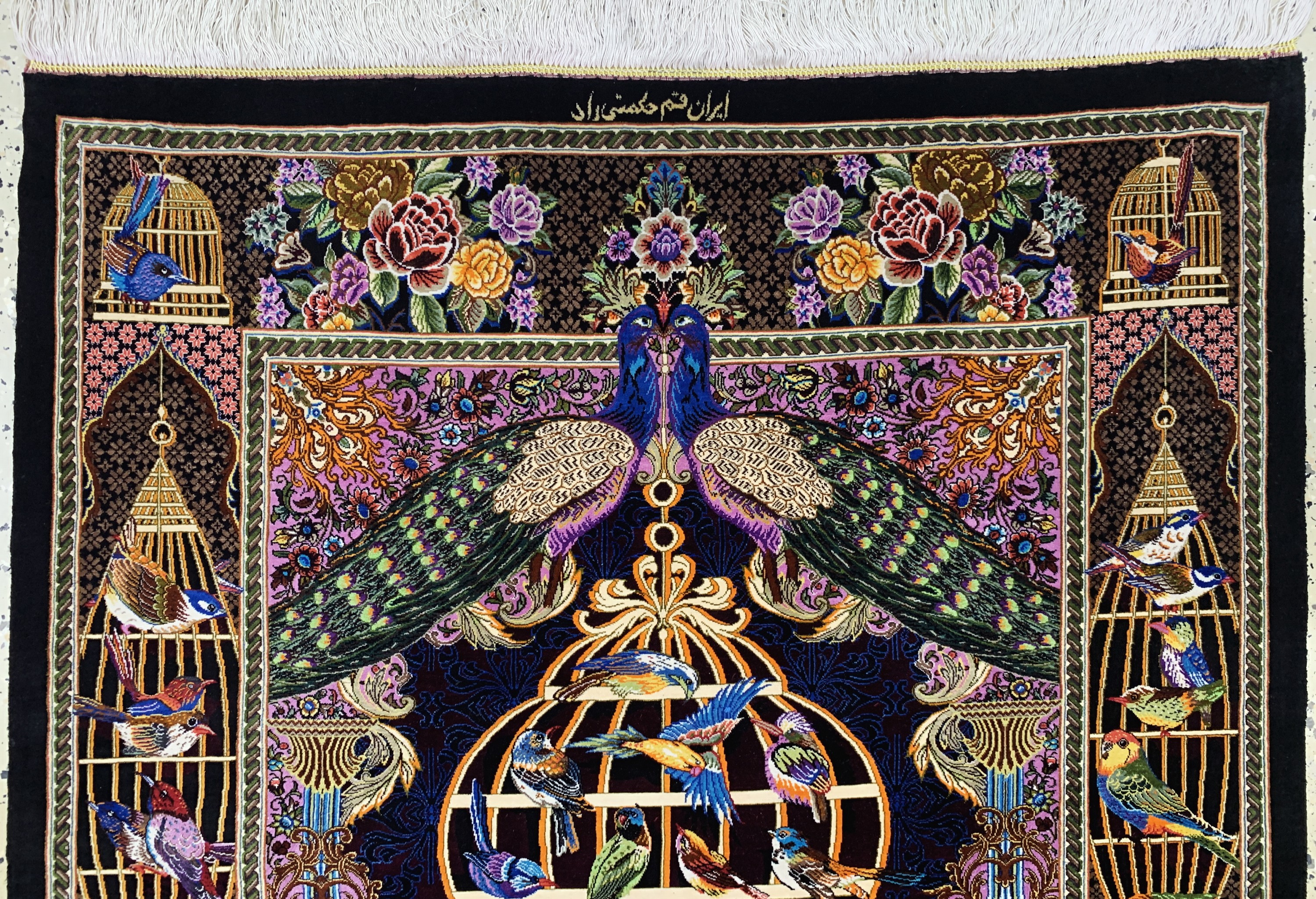 Detail a: Ghom Seide fein signiert, Persien, ca. 20 Jahre, reine Naturseide, ca. 150 x 100 cm, ca.1,0 Mio. Kn/qm, (Sehr guter Zustand)