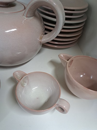 27045861c - Serviceteile, Otto Lindig (1895-1966) für Karlsruher Majolika, um 1923, Modellnr. 4004, ...