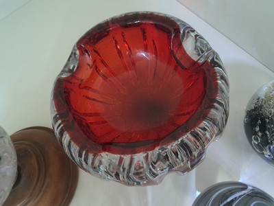 27045957f - Konvolut aus 6 Paperweights und einem Aschenbecher, Murano, Italien, 2.Hälfte 20.Jh., ...