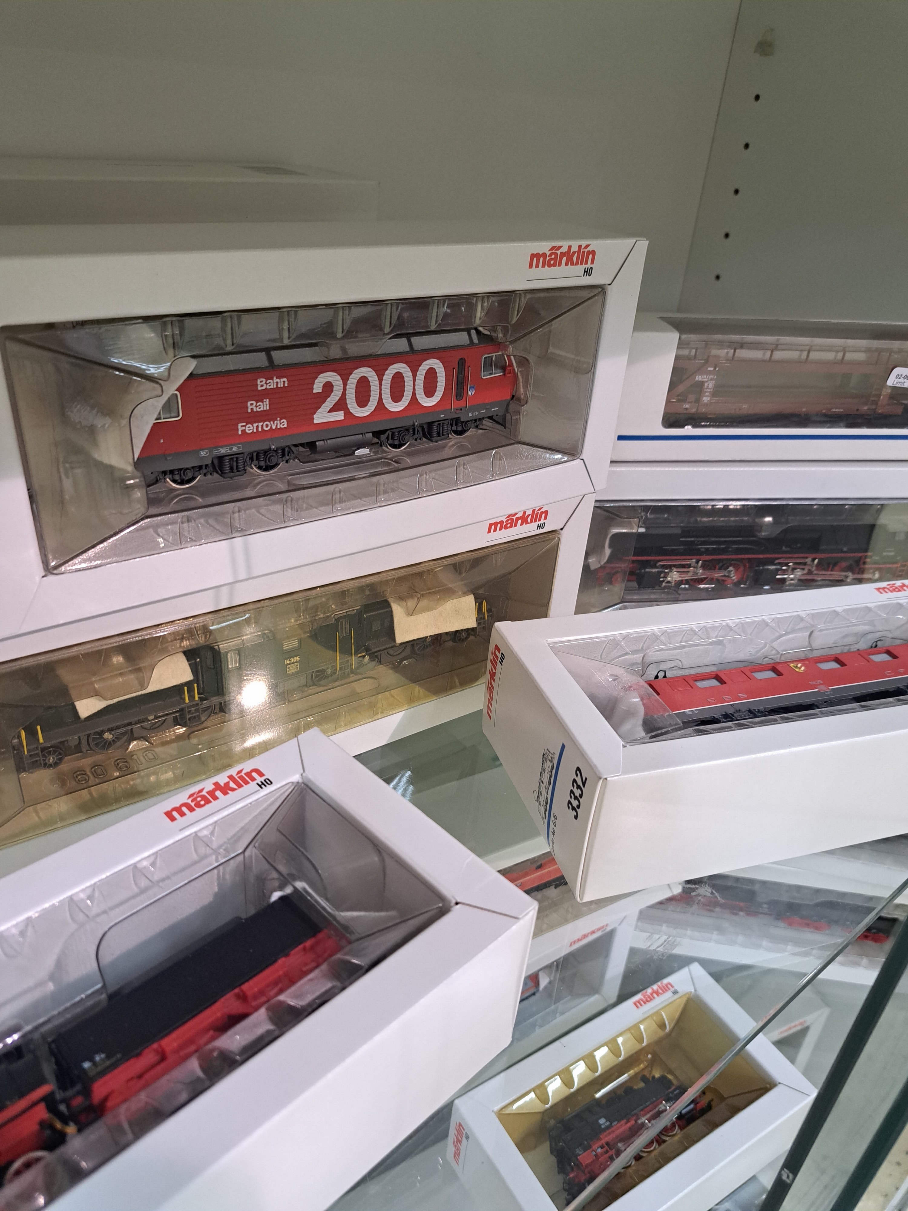 Detail c: Konvolut Modelleisenbahnen: Märklin, Spur H0, überwiegend 1986-1995, Schlepptender -/Dampfloks 3315, 3502, 3504, 3511, 3518; Diesel-/E-Loks 3160, ...