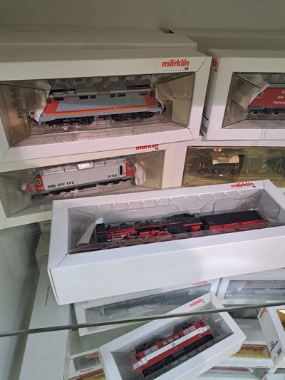 27046379b - Konvolut Modelleisenbahnen: Märklin, Spur H0, überwiegend 1986-1995, Schlepptender ...