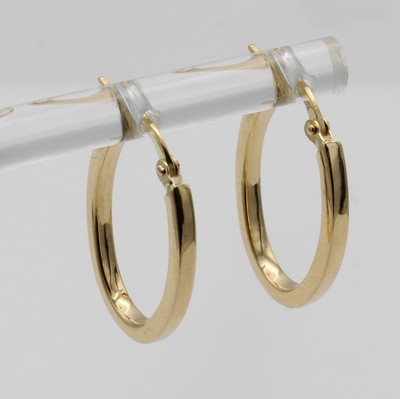 Image Paar ovale Creolen, GG 750/000, M. ca. 1.5x2 cm