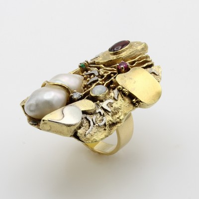 27046488b - Ring mit Farbsteinen, Biwaperle und Brillant, GG 750/000, z.T. rhod., Smaragd, Rubine ...