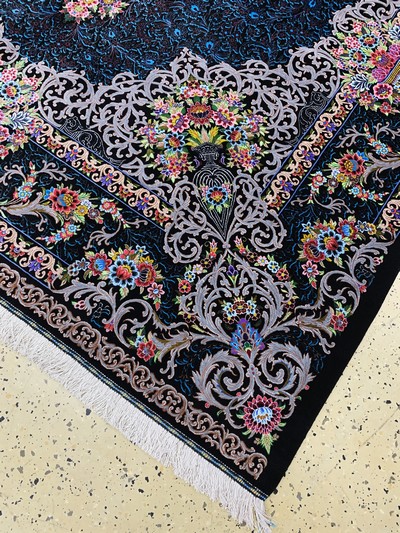 27047047a - Ghom Seide fein signiert, Persien, ca. 20 Jahre, reine Naturseide, ca. 303 x 199 cm, ...