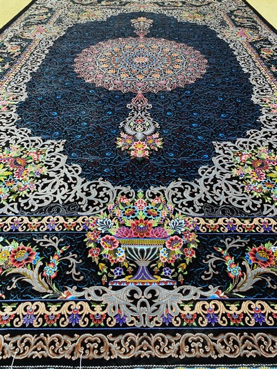 27047047j - Ghom Seide fein signiert, Persien, ca. 20 Jahre, reine Naturseide, ca. 303 x 199 cm, ...