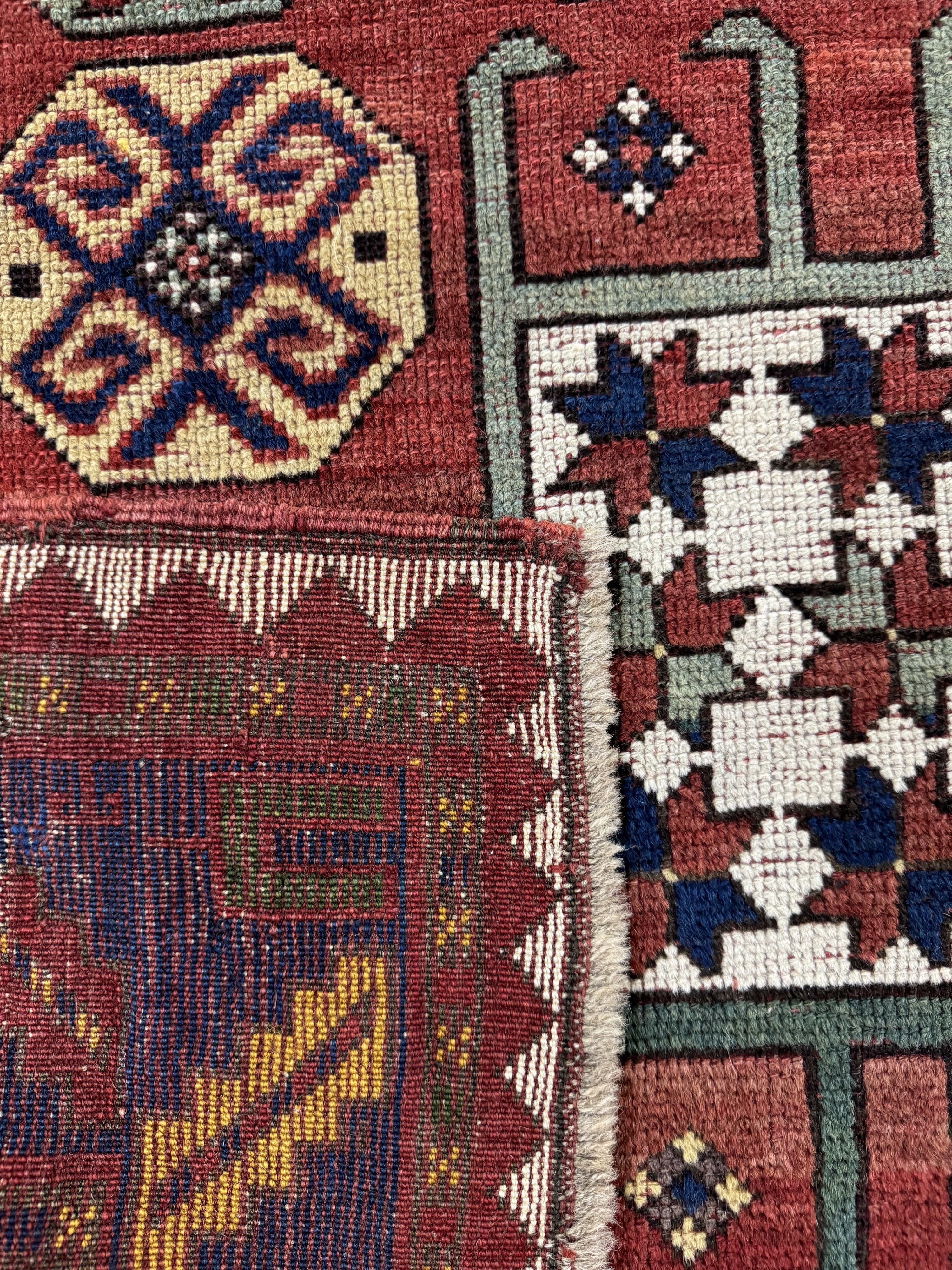 Detail g: "Karachoph"Kazak antik, Kaukasus, 19.Jhd, Wolle auf Wolle, ca. 233 x 190 cm, EHZ: 2-3 (fachkundig restauriert)