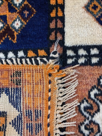 27047163f - Gashgai Gabbeh, Persien, Mitte 20.Jhd., Wolle auf Wolle, ca. 225 x 145 cm, EHZ: 2 ...