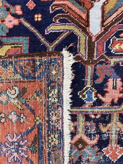 27047591k - Antiker Heriz, Persien, um 1900, Wolle auf Baumwolle, ca. 400 x 303 cm, EHZ: 3 ...