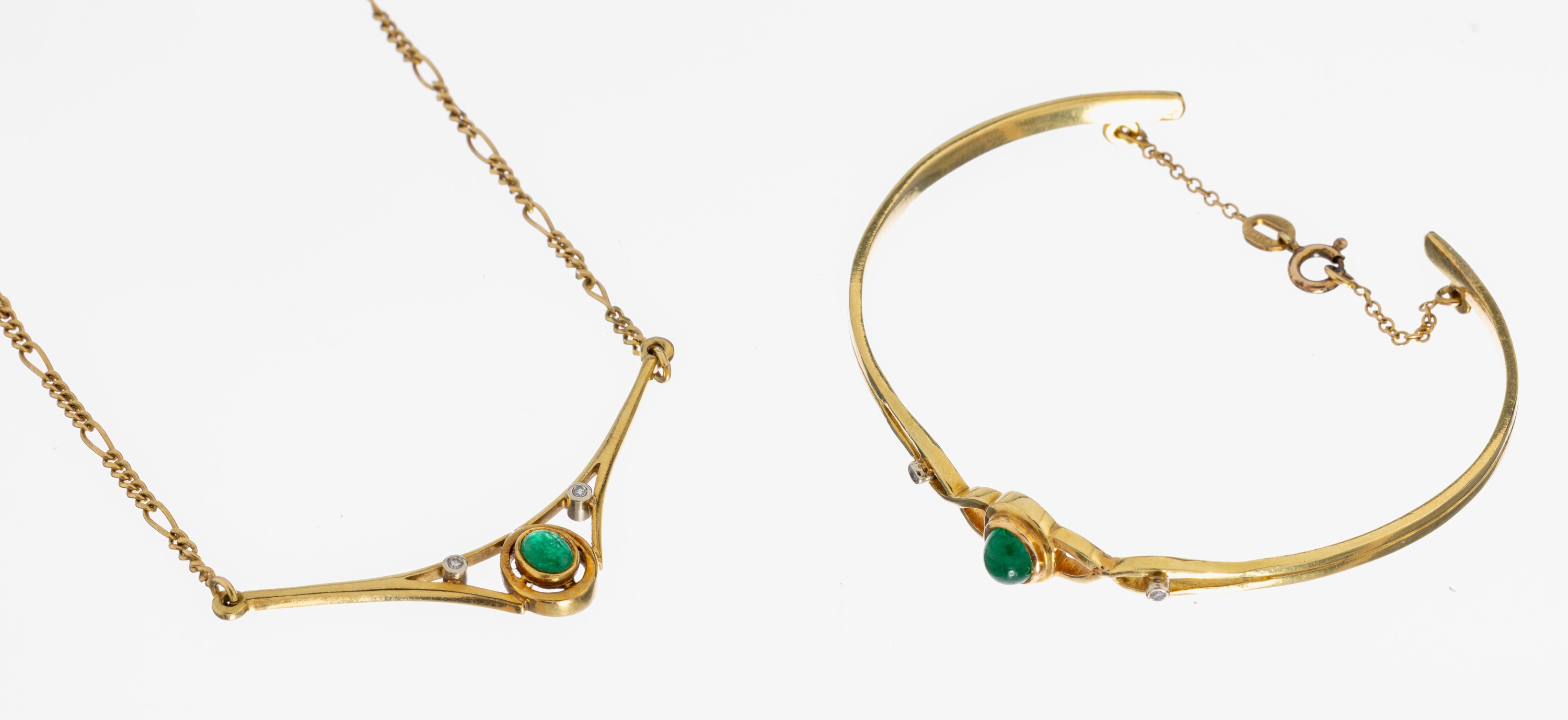 Image 27047620 - 18 kt Gold Smaragd-Brillant-Schmuckset, GG 750/000, best. aus: Collier mit ovalem ...