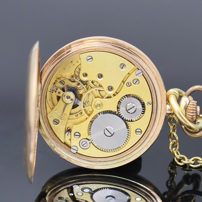 27047607e - Herrensavonette in RG 585/000 mit vergoldeter Kette, Schweiz um 1925, guill. Geh. dell., ...