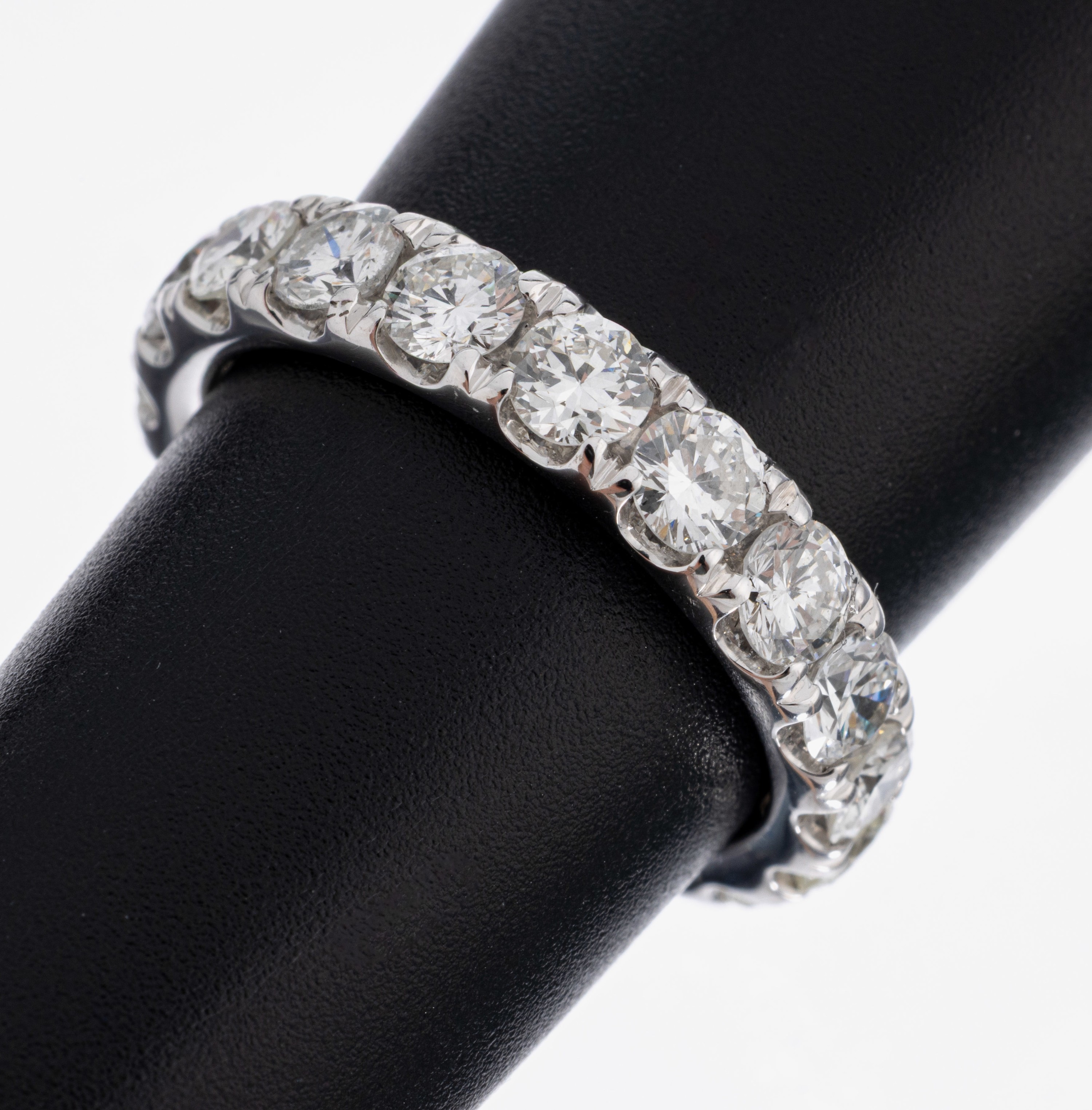 Image 27047724 - 14 kt gold brilliant-memoryring , WG 585/000, 18 brilliants total approx. 3.07 ct ...