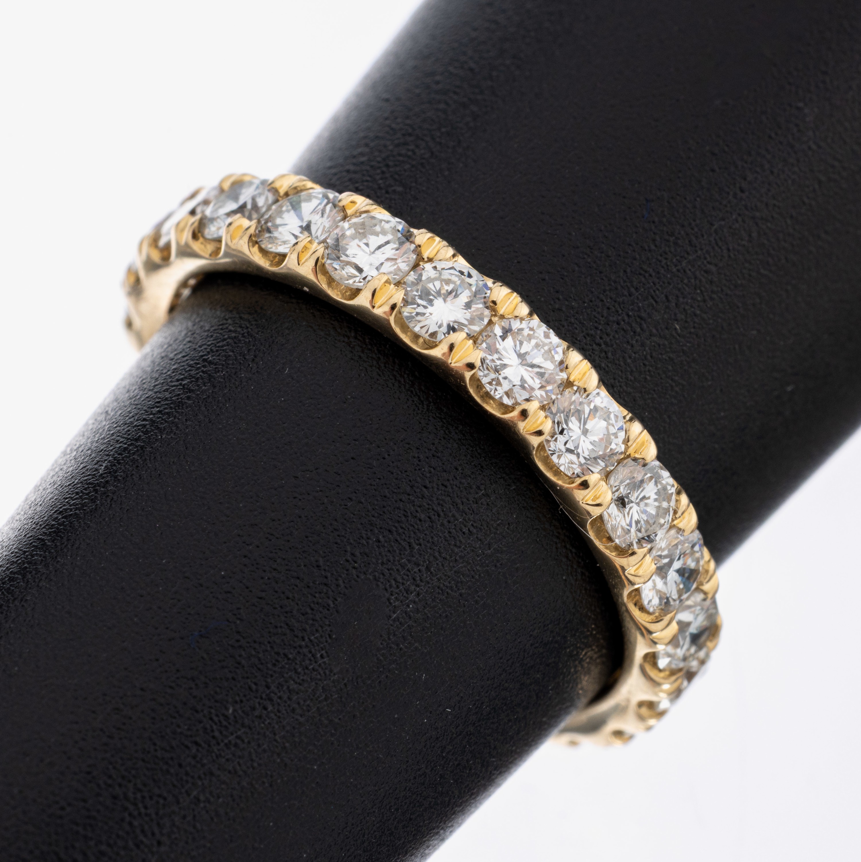 Image 27047732 - 14 kt Gold Brillant-Memoryring, GG 585/000,23 Brillanten zus. ca. 1.91 ct (grav.) ...