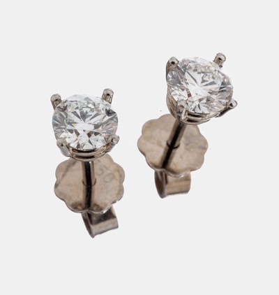 Image Paar 18 kt Gold Brillant-Ohrstecker, WG 750/000, 2 Brillanten zus. ca. 1.05 ct ...