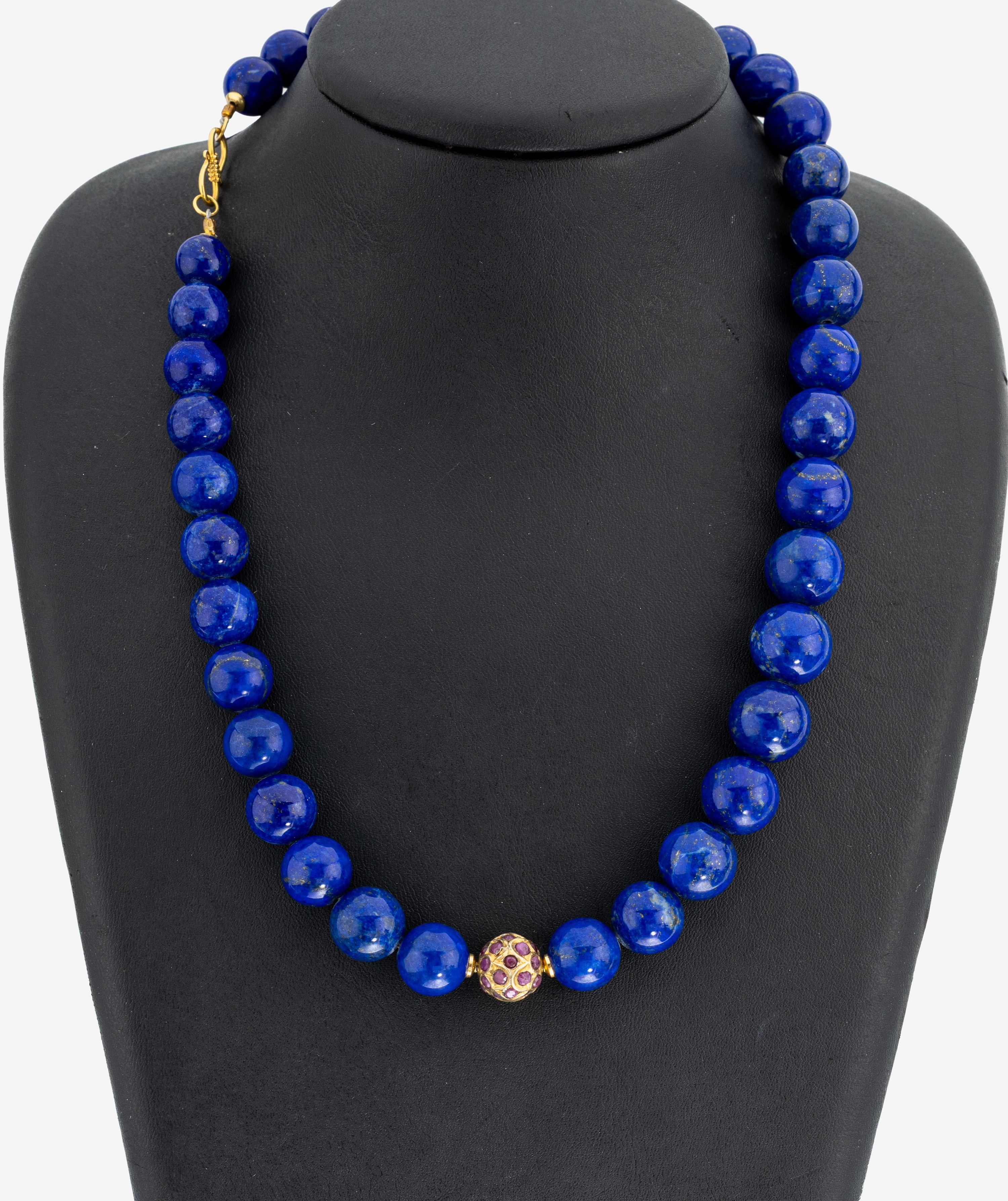 Image 27047946 - Lapislazuli-Collier mit 18 kt Gold Schließe, GG 750/000, im Verlauf ...