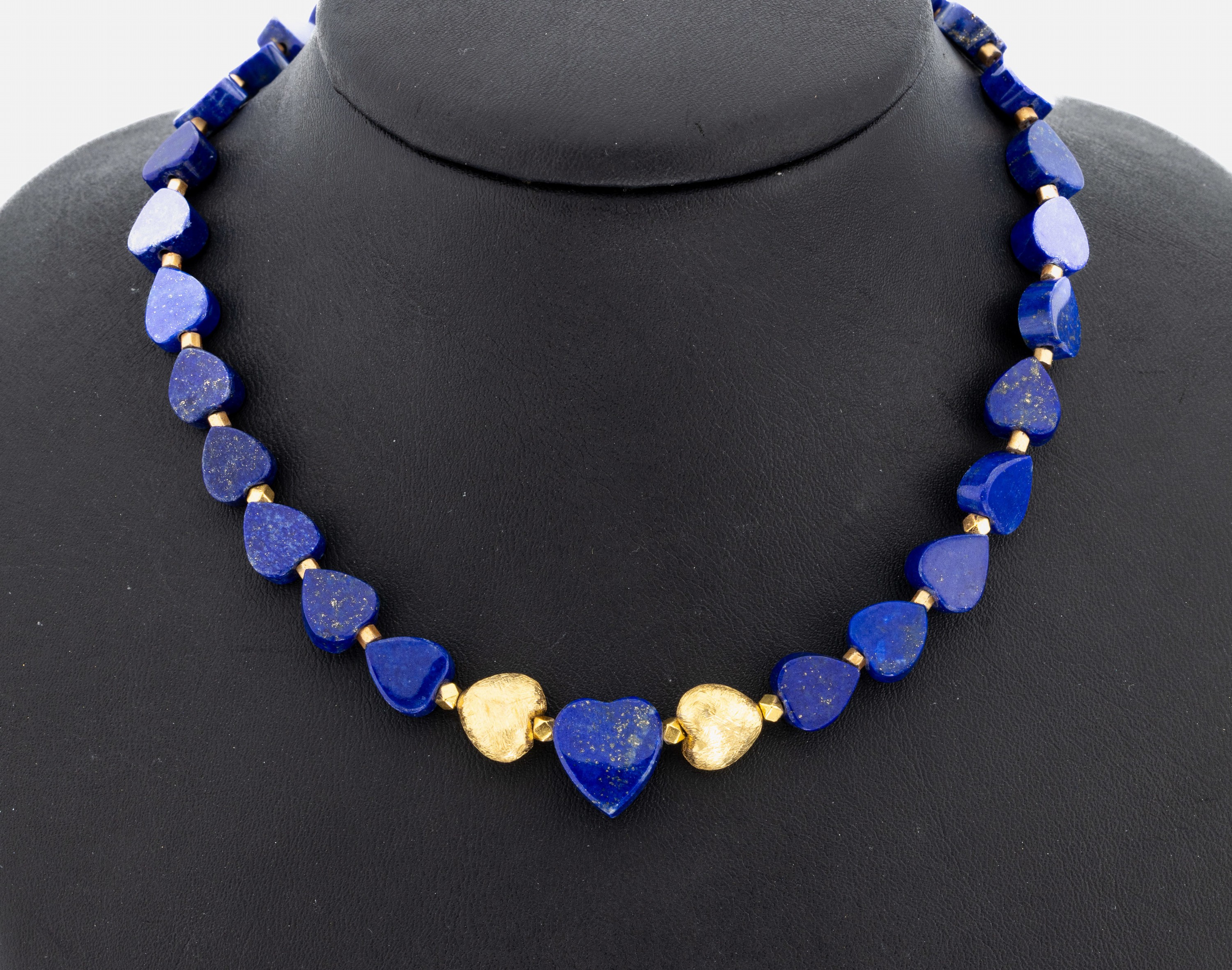Image 27047948 - Ausgefallenes Lapislazuli-Collier, herzf. Glieder, Zwischenglieder und 2 herzf. Glieder ...