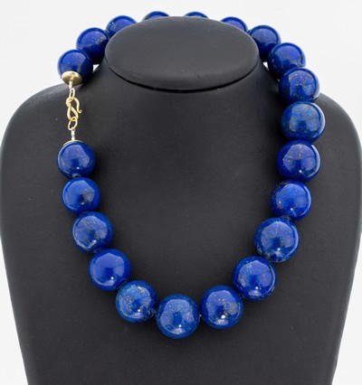 Image Lapislazuli-Collier, Kugeln im Verlauf, D. ca. 18-21 mm, L. ca. 44.5 cm, S-Schließe ...