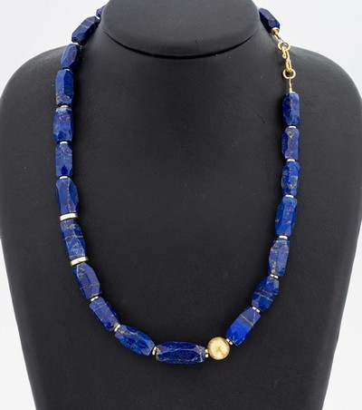 Image Lapis lazuli-necklace , bevelled lapis lazuli-rhombuses, approx. 11-14 mm, pyrite- ...