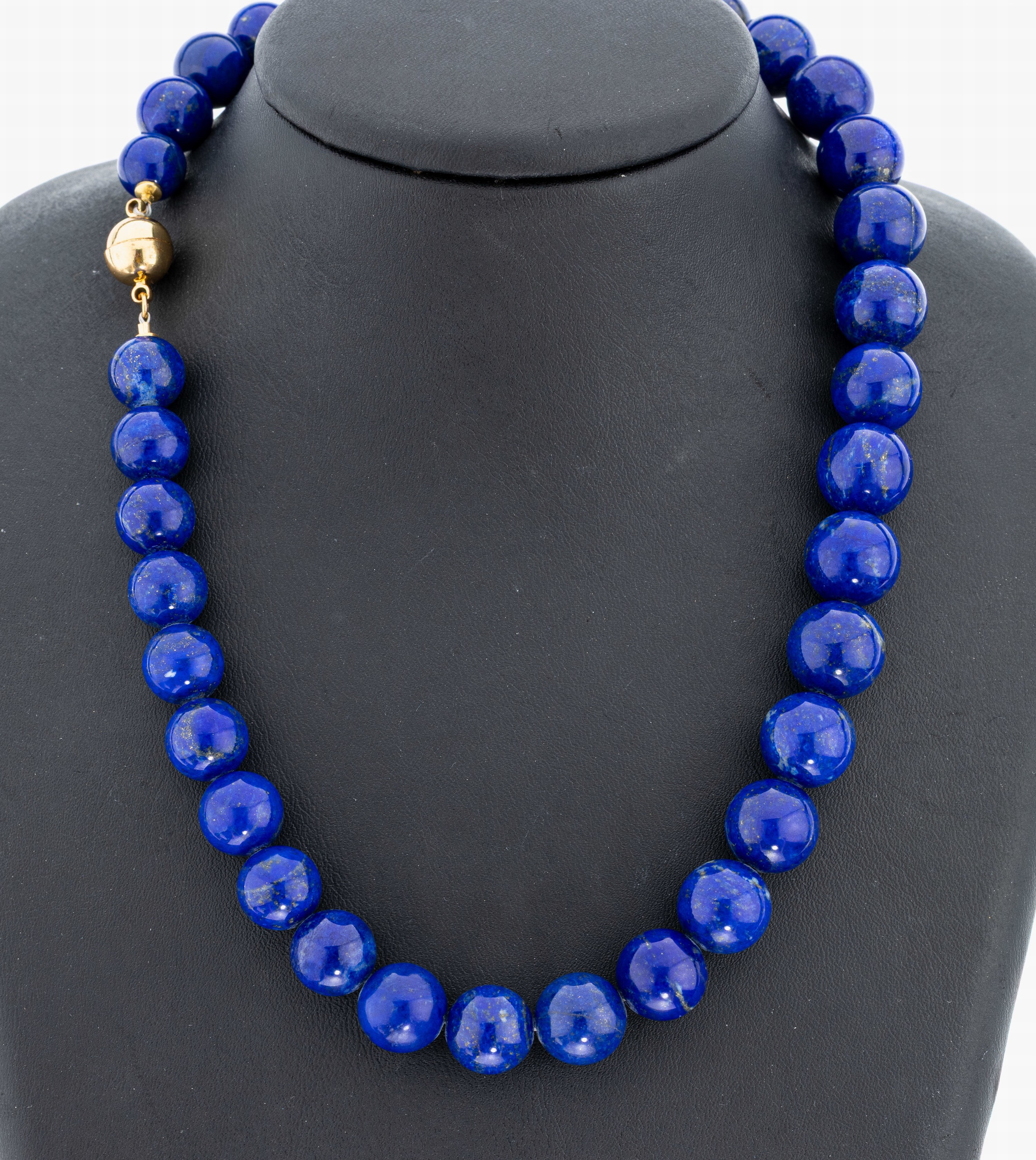 Image 27048002 - Lapislazuli-Collier, Lapislazuli im Verlauf, D. ca. 10.2-13.8 mm, L. ca 46 cm, ...