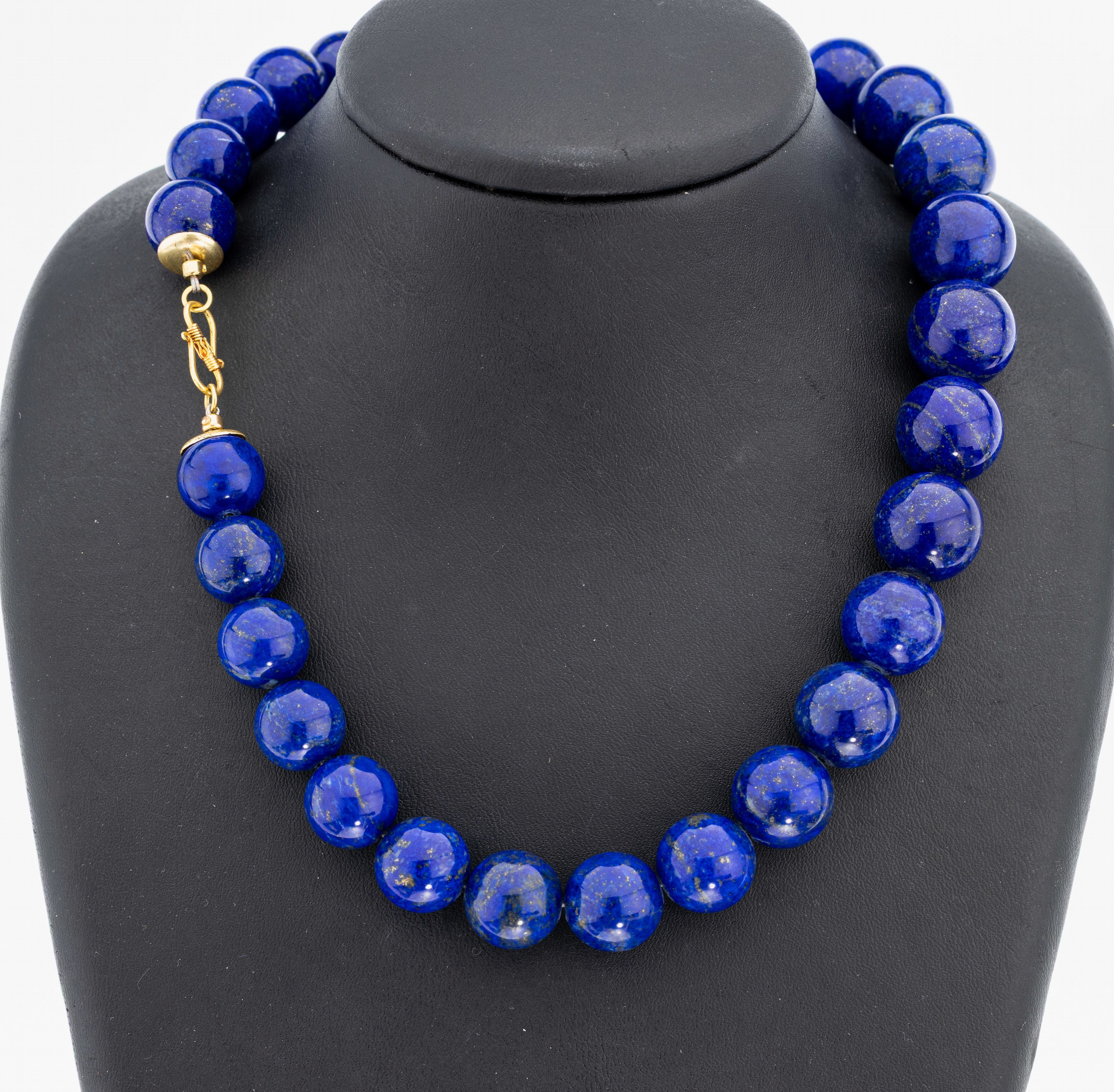 Image 27048006 - Lapislazuli-Collier mit 18 kt Gold Schließe, GG 750/000, Lapislazuli-Kugeln, D. ca. ...