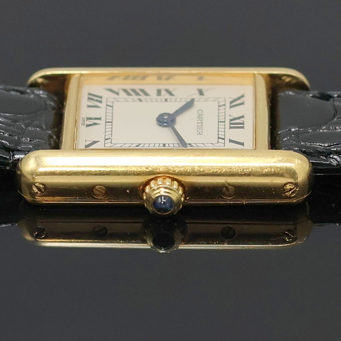 Detail c: CARTIER Tank Damenarmbanduhr in GG 750/000 Referenz 1151, Schweiz/Frankreich 1990er Jahre, quarz, Boden 4-fach verschr., matt silb. Zifferbl. m. ...
