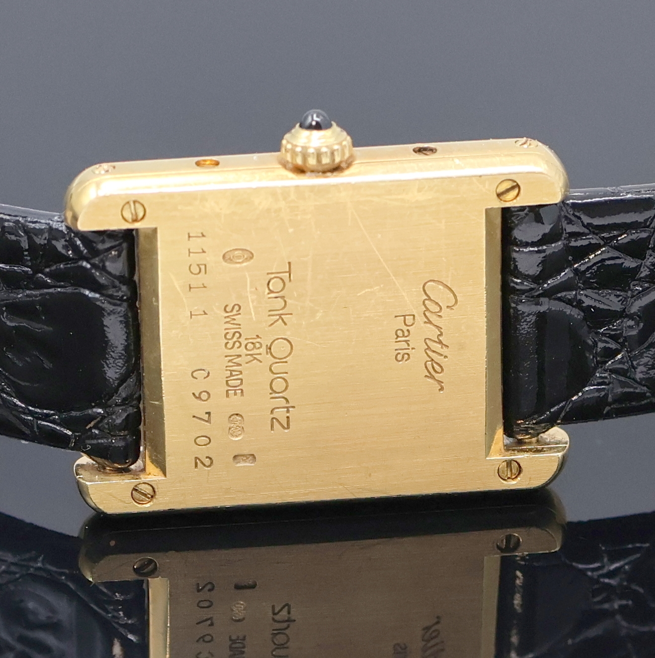 Detail d: CARTIER Tank Damenarmbanduhr in GG 750/000 Referenz 1151, Schweiz/Frankreich 1990er Jahre, quarz, Boden 4-fach verschr., matt silb. Zifferbl. m. ...