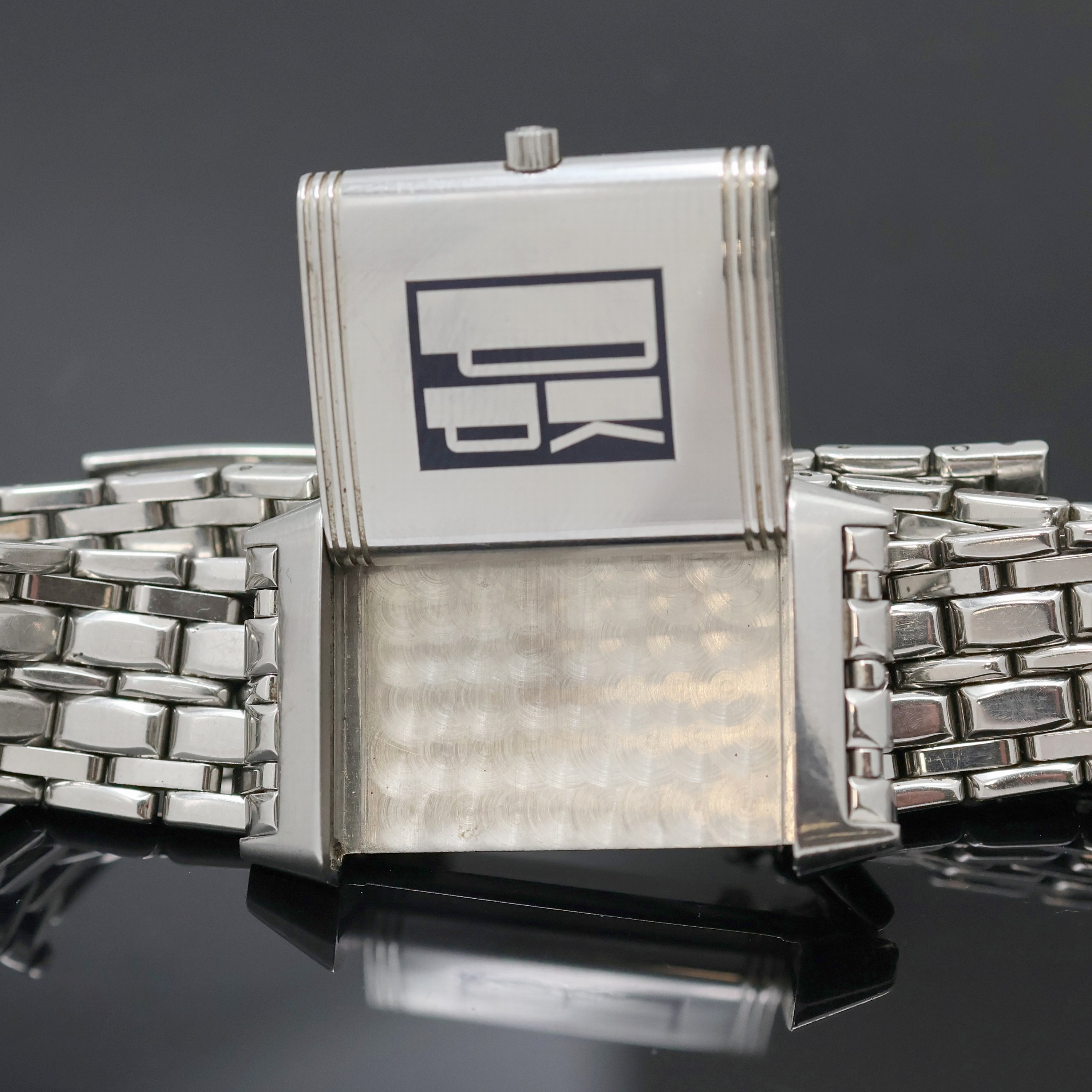 Detail f: Jaeger-LeCoultre Reverso Herrenarmbanduhr in Edelstahl Referenz 250.8.86, Schweiz um 1992, Handaufzug, um 180 Grad drehbares Wendegehäuse inkl. ...