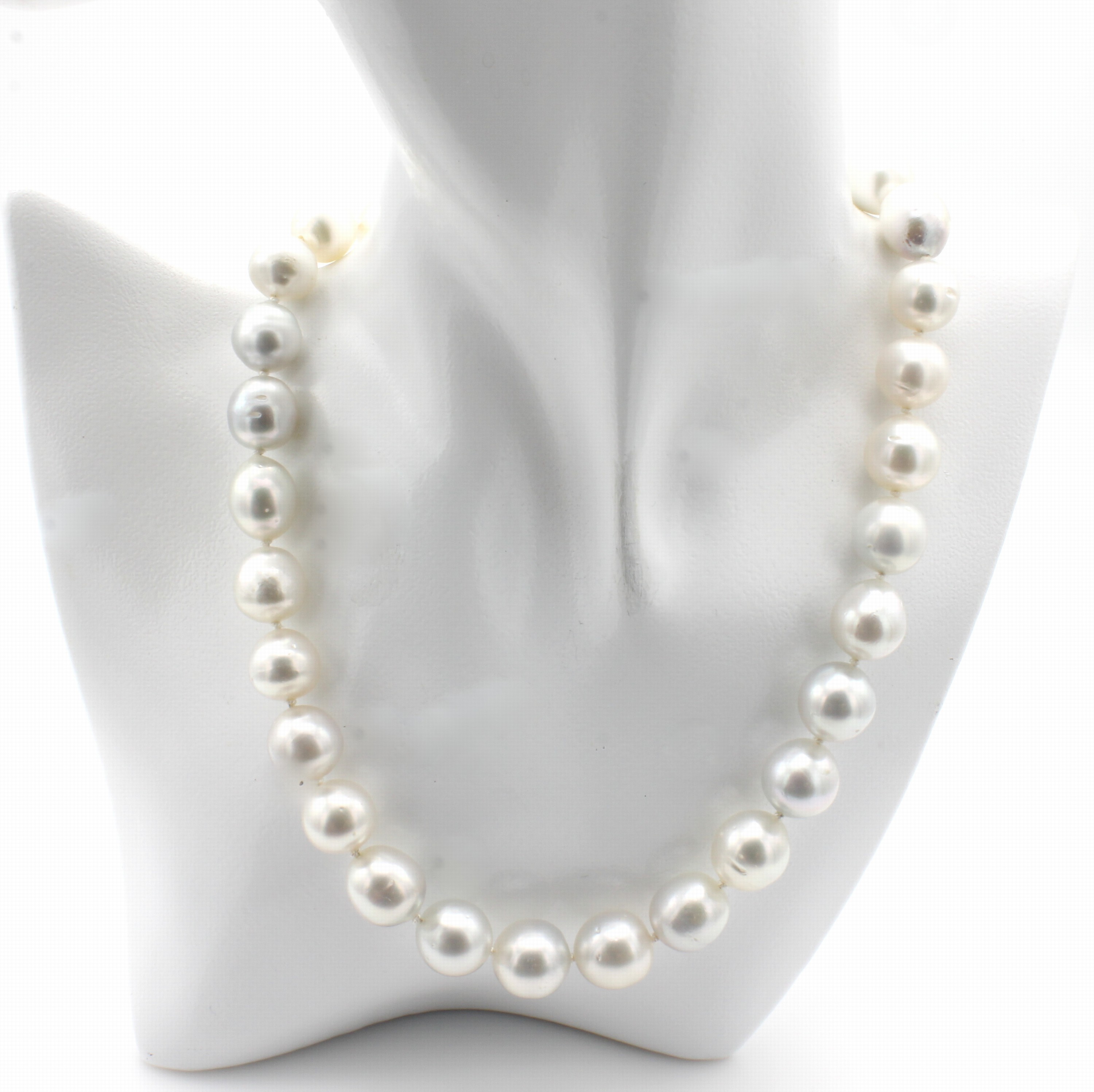 Image 27048095 - Südseezuchtperlenkette, Magnetschl. 925er Silber verg., weiße- bis zart graue, barocke ...