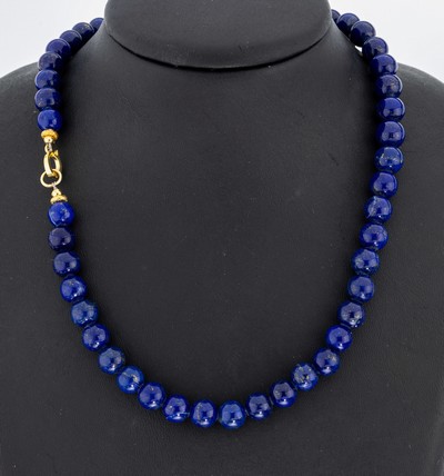 Image Lapislazuli-Collier, Hakenschließe Metall vergoldet, Lapislazuli von schöner Farbe D. ...