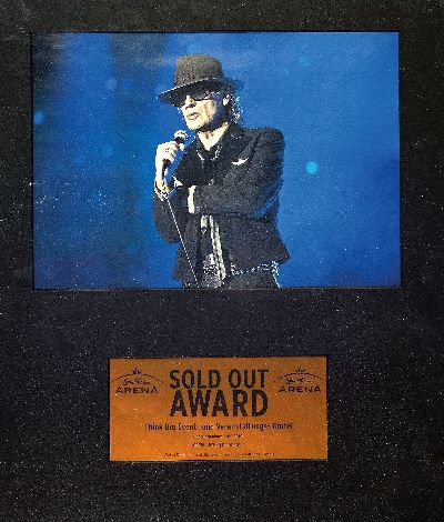 Image Udo Lindenberg, geb. 1946, Farbfoto, Sold out Award Udo Lindenberg Live 2019, unter ...