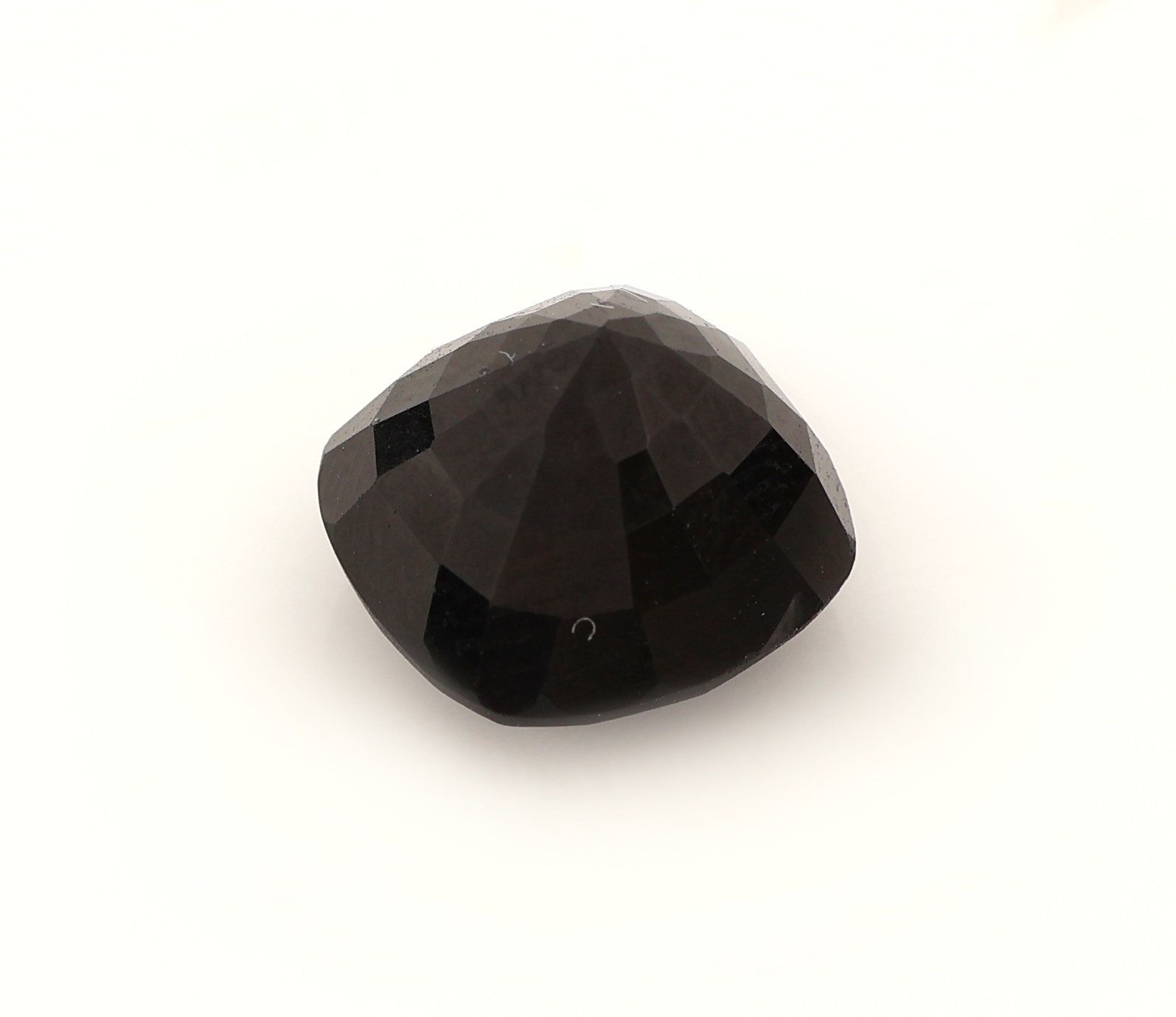 Detail a: Loser Serendibit, 5.184 ct, 9.68 x 9.24 x 7.60 mm, Herkunft Myanmar (Burma), AGL -Expertise anbei, Wertgutachten 2600 EUR anbei