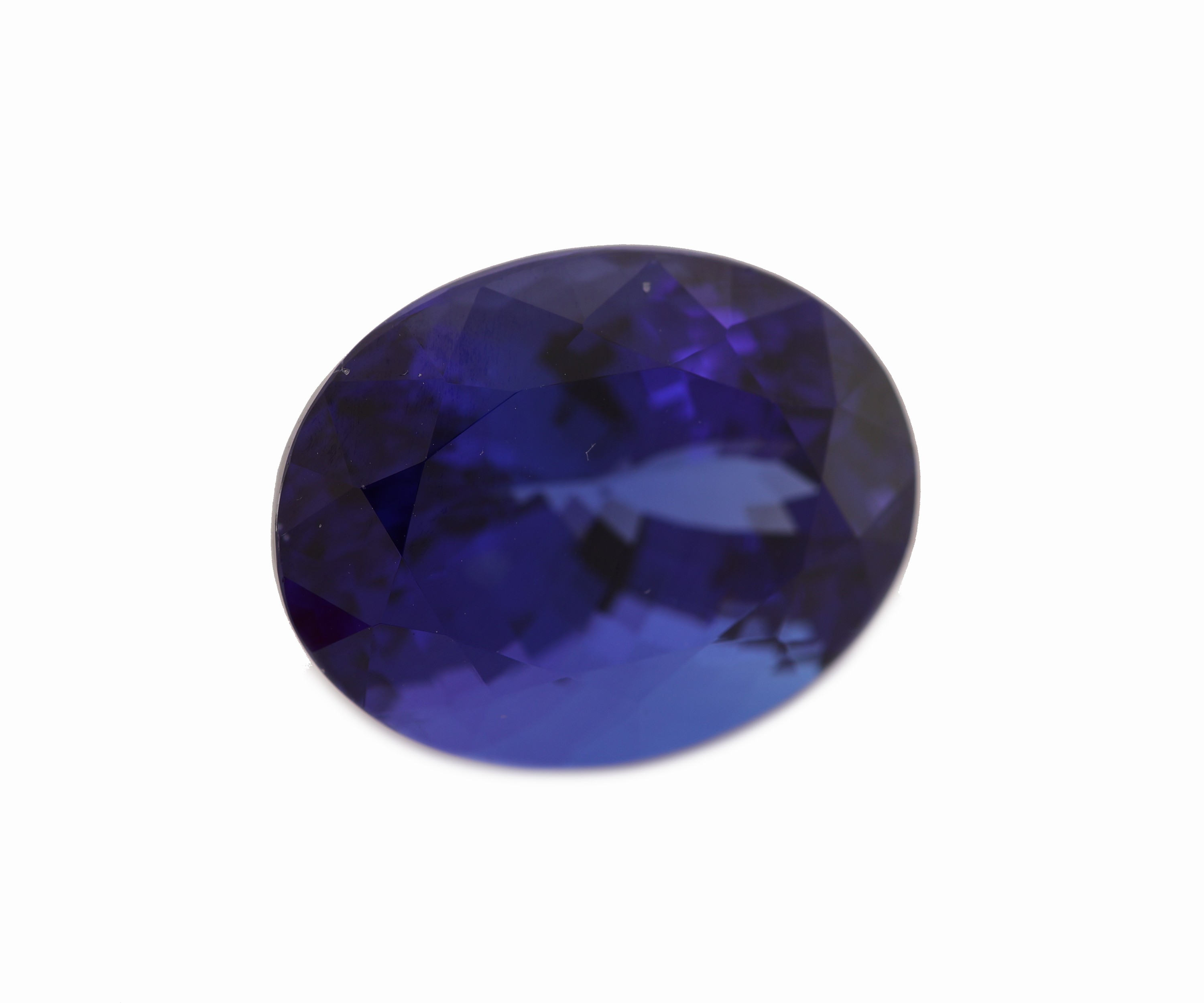 Detail b: Loser Tansanit, 18.2 ct, ovalfacett., 17.1 x 13.6 x 11 mm, sehr schöne Farbe, Wertgutachtenüber 23600 Euro anbei