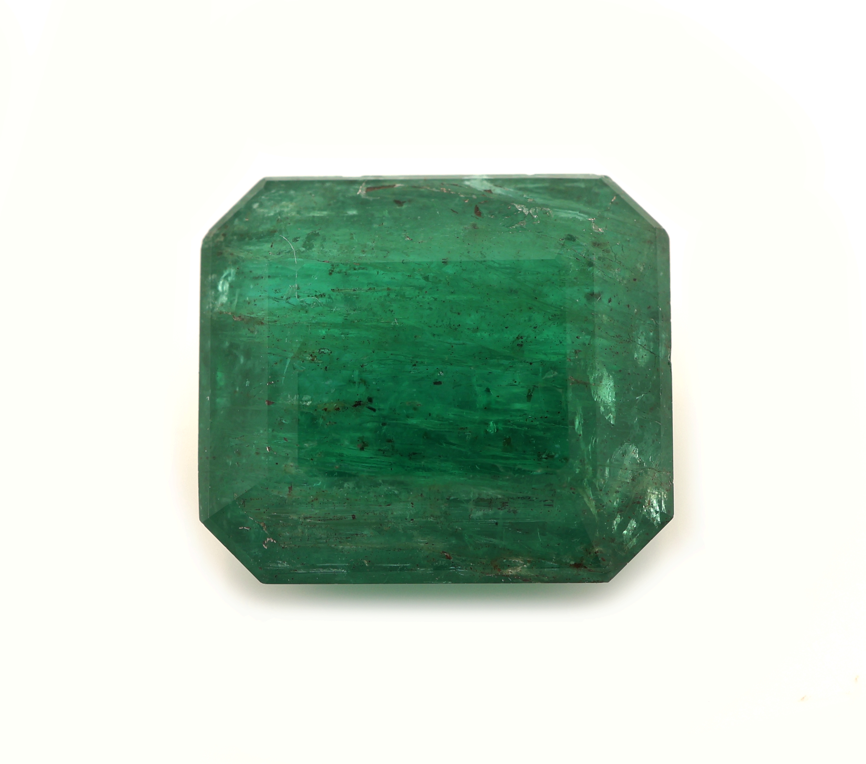 Loser Smaragd, 8.17 ct, 12.8 x 11.2 x 6.9 mm, oktagonaler Treppenschliff, Herkunft Sambia, Wertgutachten über 16350 EUR anbei