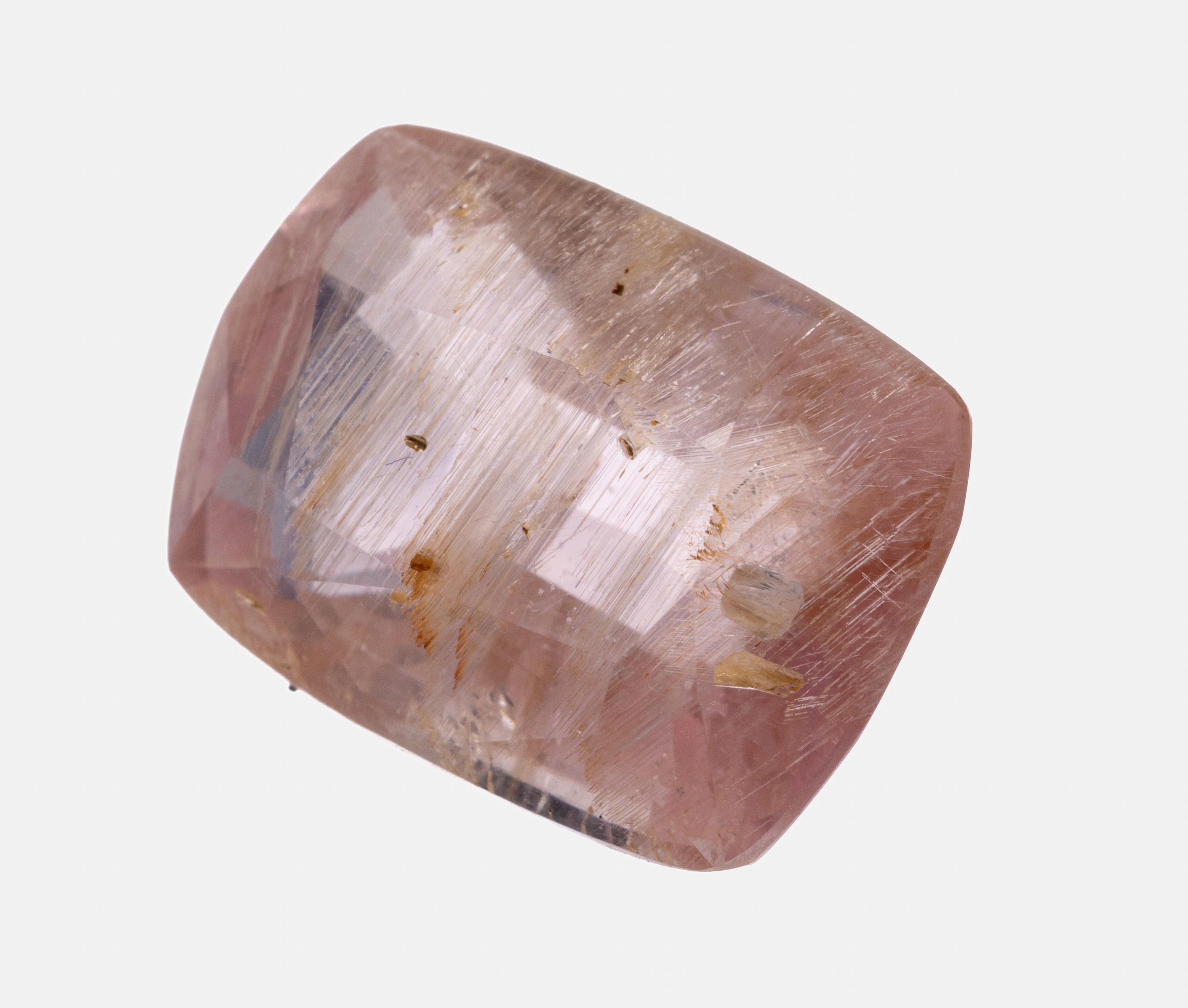 Detail b: Loser Poudretteit, 7.007 ct, 14.28 x 10.37 x 7.57 mm, Cushion Cut, orangy Pink, AGL -Expertise anbei, Wertgutachten über 145000 EUR anbei