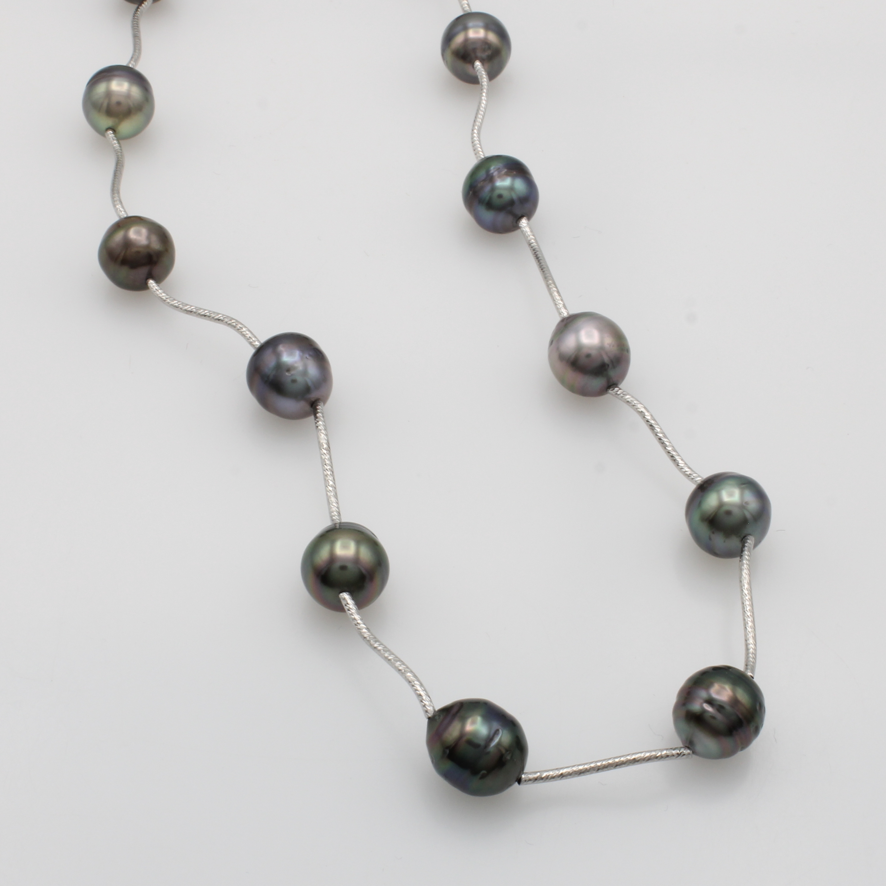 Image 27048168 - Kette mit Tahitizuchtperlen, WG 585/000, barocke, graue Perlen ca. 8-10 mm, gewellte ...