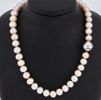 Image Perl-Collier mit 18 kt Gold Schließe, WG 750/000, unrunde l. rosefarb. ...
