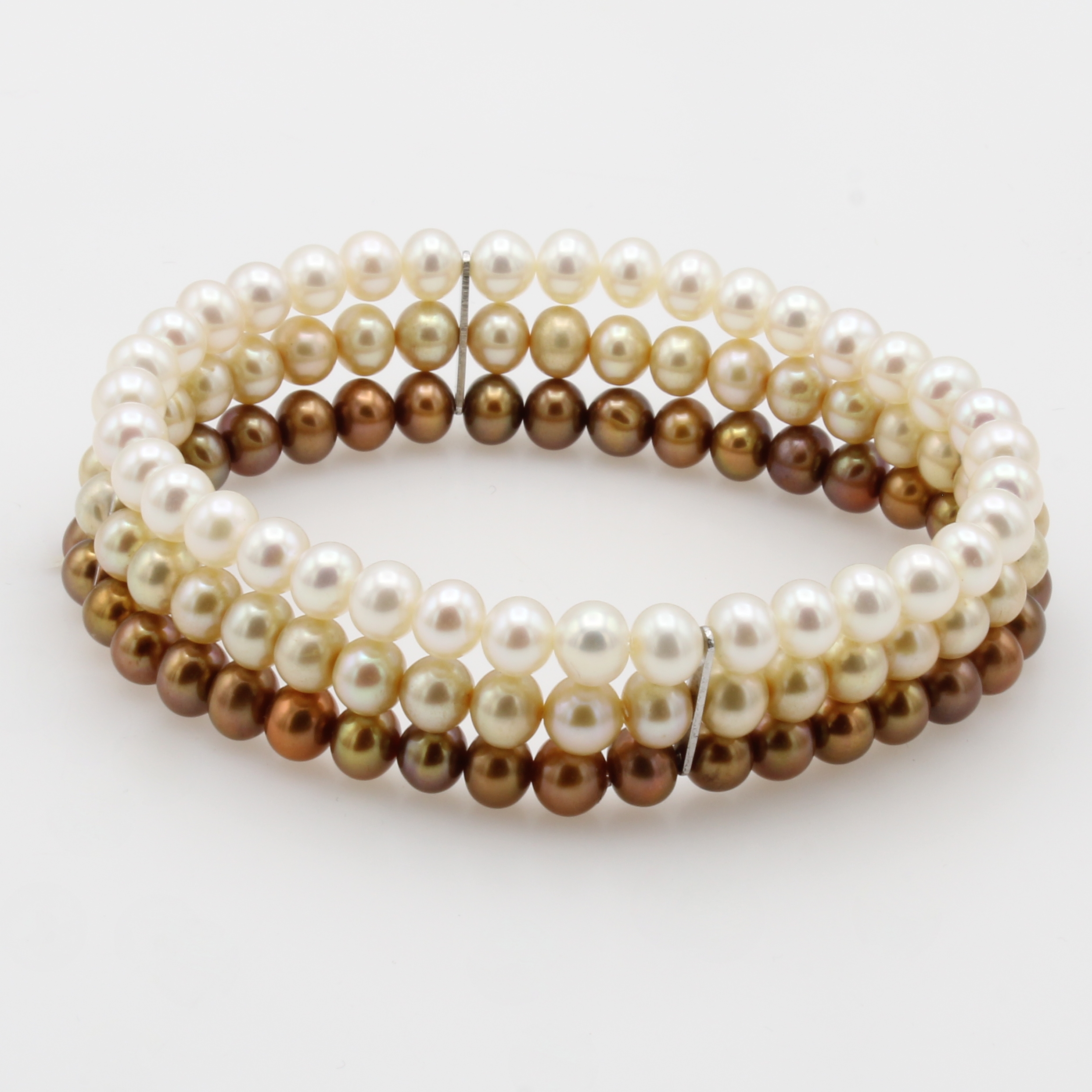 Image 27048402 - 3-reihiges Armband mit Süßwasserzuchtperlen, braune, beige (gef.) u. weiße Perlen ca. ...