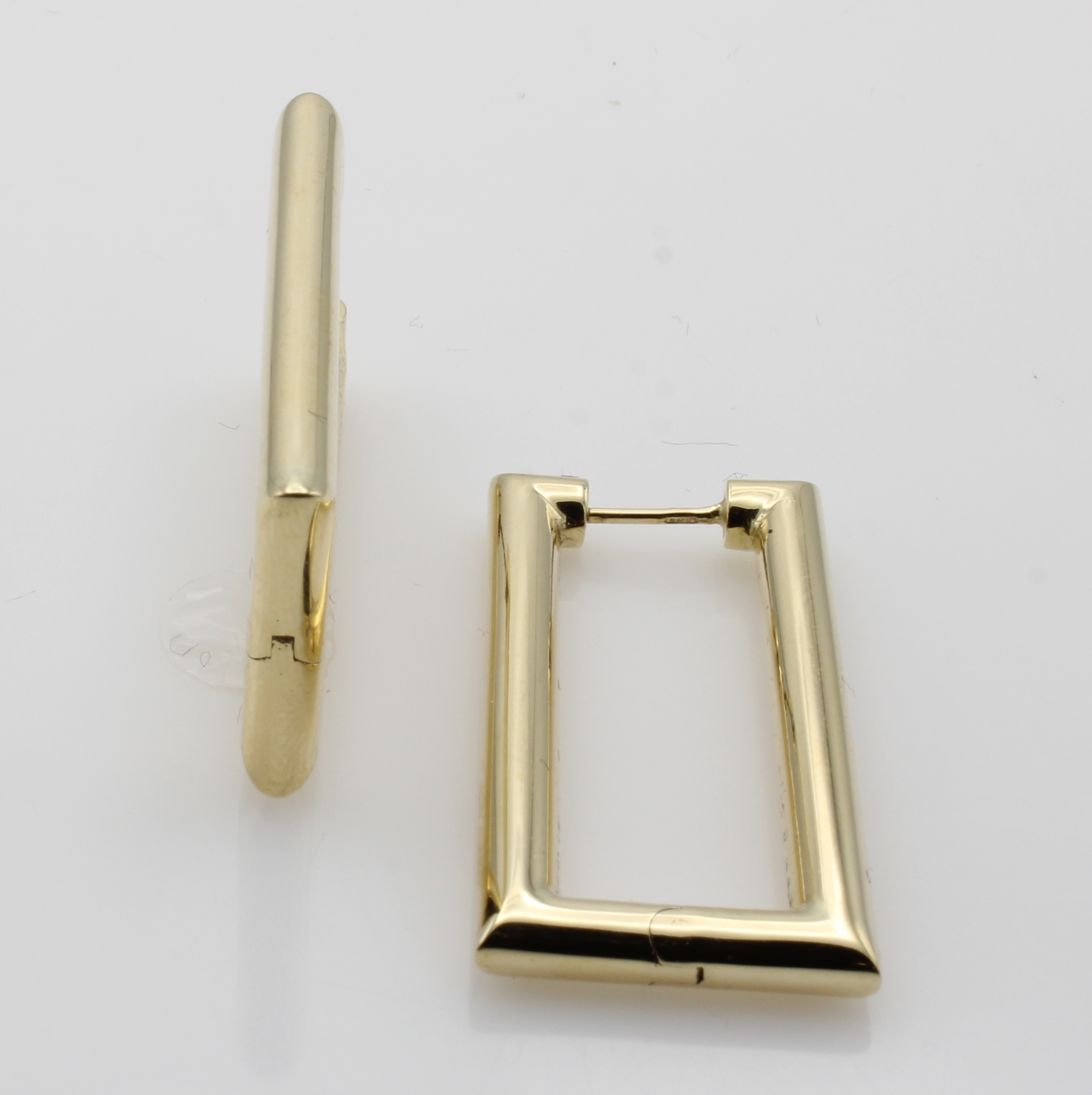 Image 27048463 - Paar rechteckige Creolen, GG 585/000, B. ca.4 mm, M. ca. 1.5x3.5 cm2.5x2.5 cm