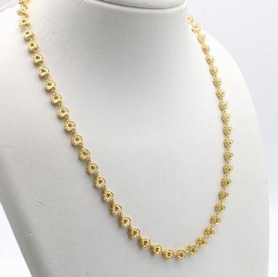 27048439a - Collier, GG 585/000, Glieder in Herzchen- form, Karabinerschl., L. ca. 45 cm