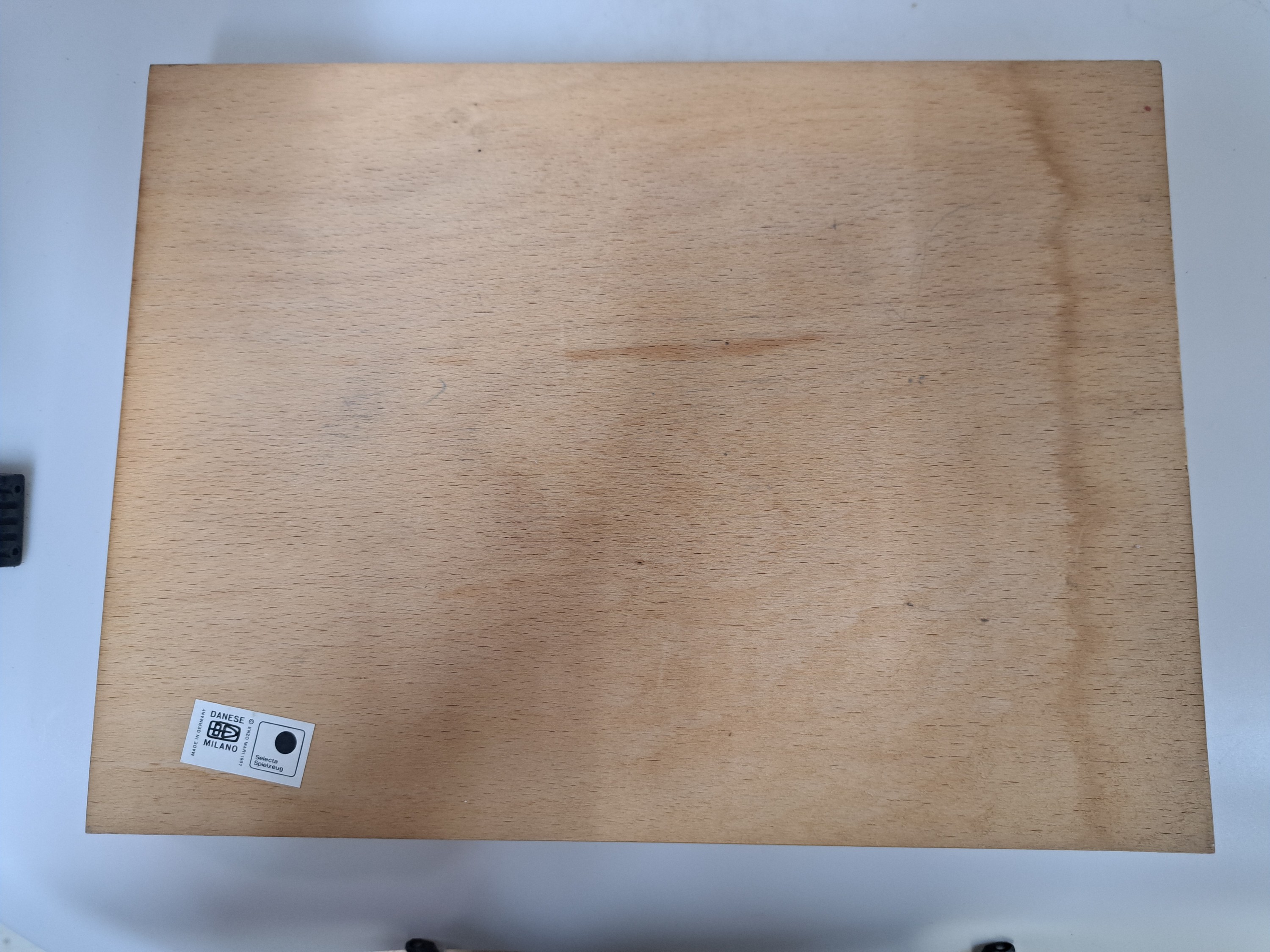 Detail d: Enzo Mari, Designspielzeug, Puzzle, 16 Animali, Selecta Spielzeug, Holz, Danese Milano, Entwurf 1957, Made in Germany, Etikett bez. ca. 3 x 36 x 26.7 ...