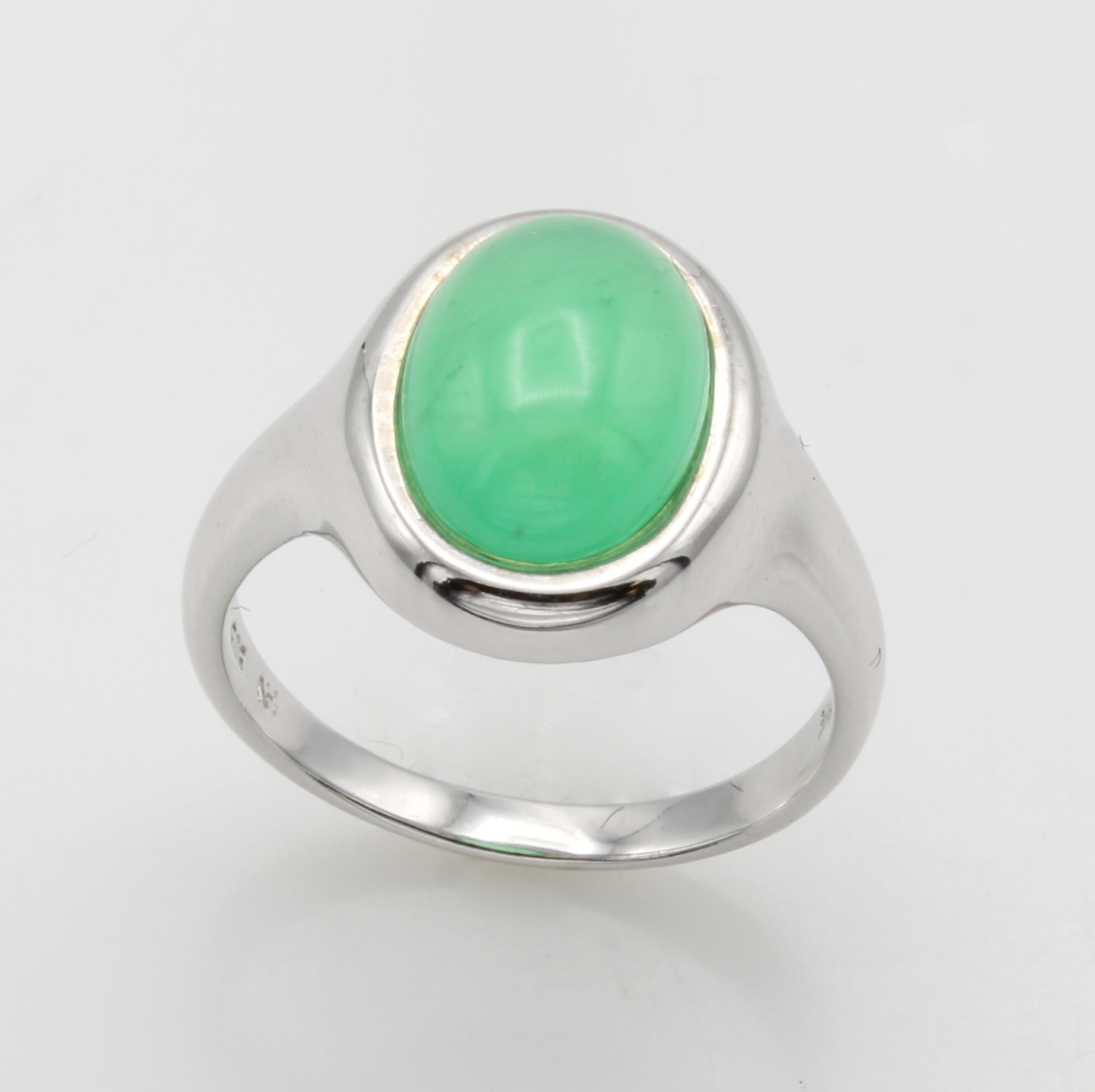 Image 27048554 - Ring mit Chrysopras, WG 585/000, ovaler Chrysopras, Maße ca. 11x8 mm, RW ca. 54 ...