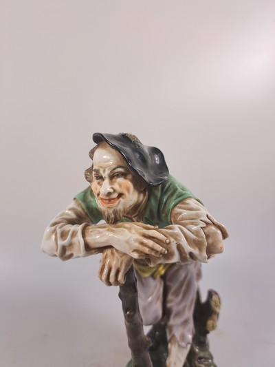 27048556b - Skulptur eines Bettlers, ´Der Landstreicher´, Passau aus Höchster Originalform, um 1925, ...