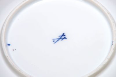 27049020a - State plate, Meissen, around 1924-1933, Pfeiffer period, 1st choice, matt and shiny ...