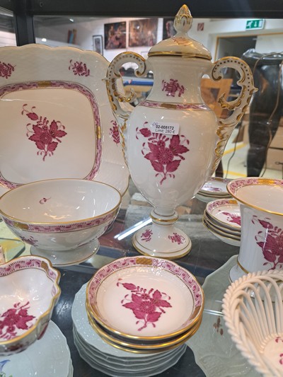 27049021b - 20 Teile Porzellan, Herend Ungarn, Apponyi purpur, 12 Fingerschälchen 9.5cm, ...